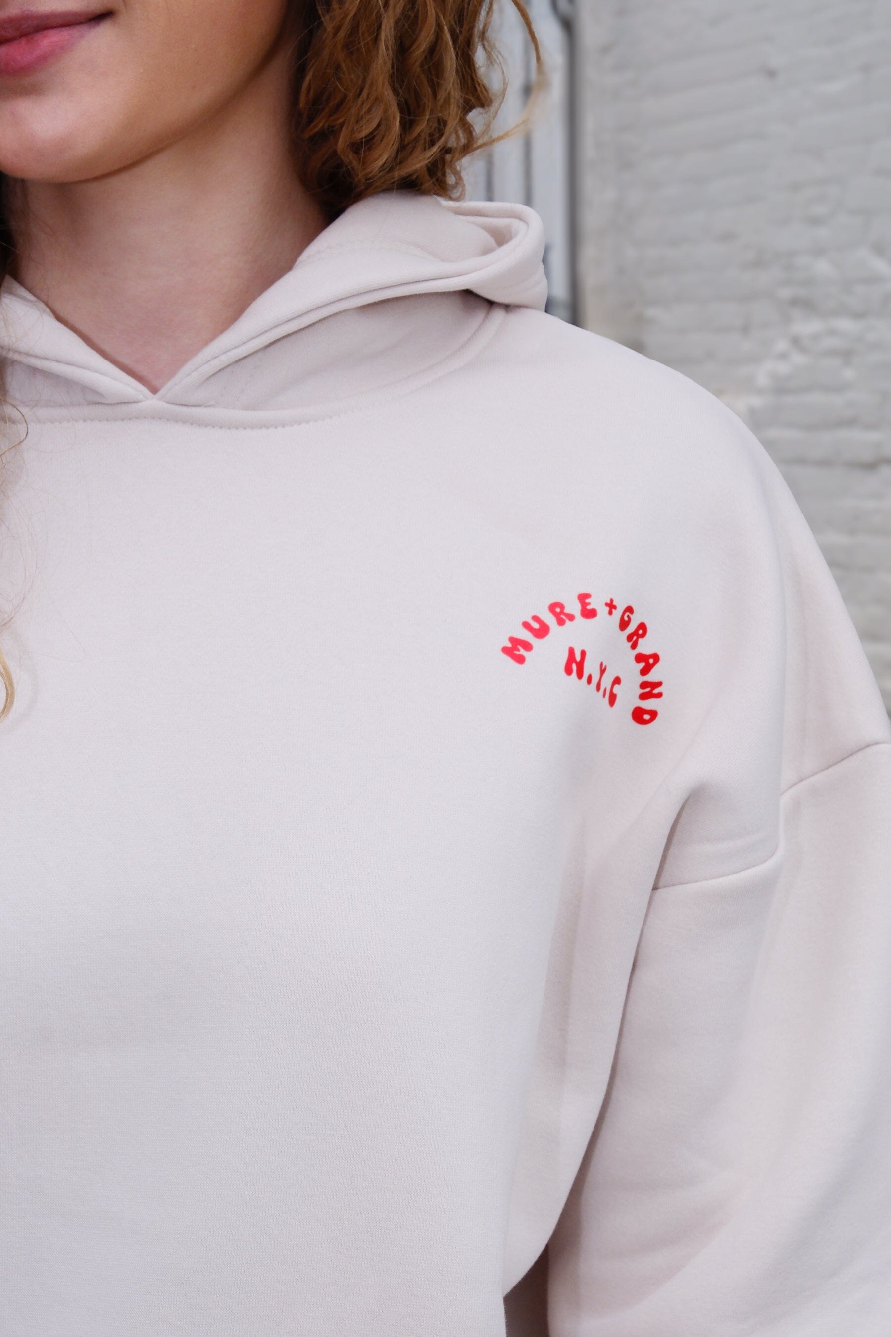 This and New York Crop Graphic Hoodie Hoodie mure + grand 