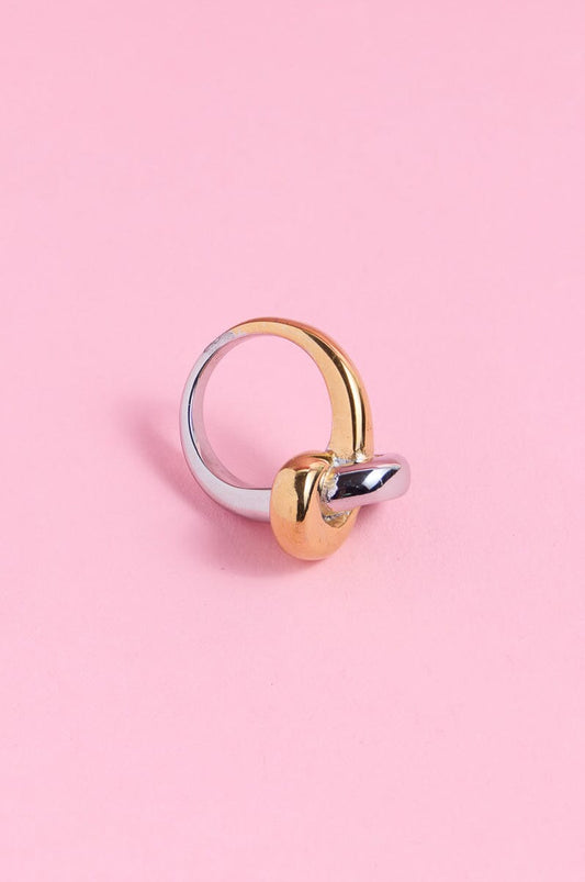 Two-Tone Knot Stacking Rings Rings mure + grand 
