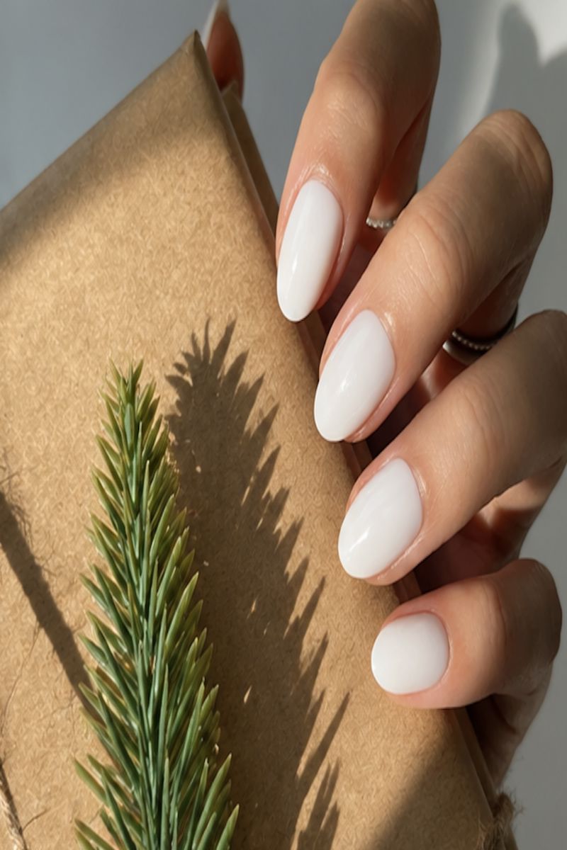 White Swan Press-On Nails Nail Glamnetic 