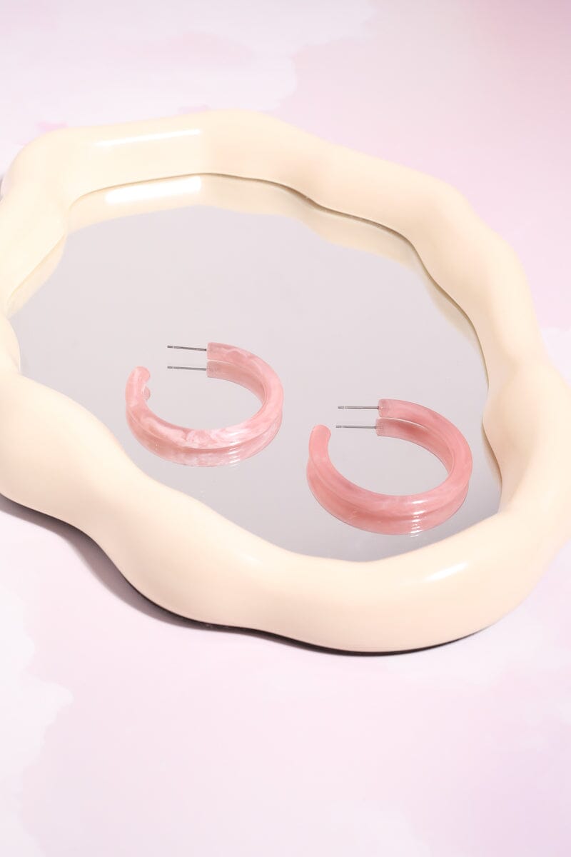 Acrylic Hoop Earrings mure + grand Pink 