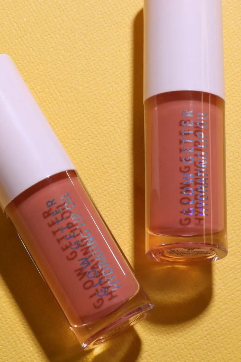 Glow Getter Hydrating Lip Oil in Thankful Beauty Moira Cosmetics 