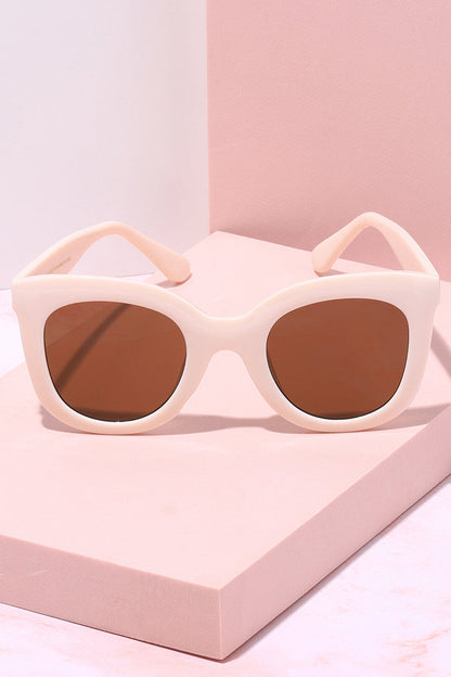 Paloma Oversize Frame Sunglasses Sunglasses Mure + Grand Bone/Brown 