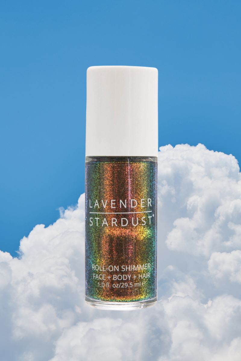 How to Apply Stardust Body Glitter to Your Face 