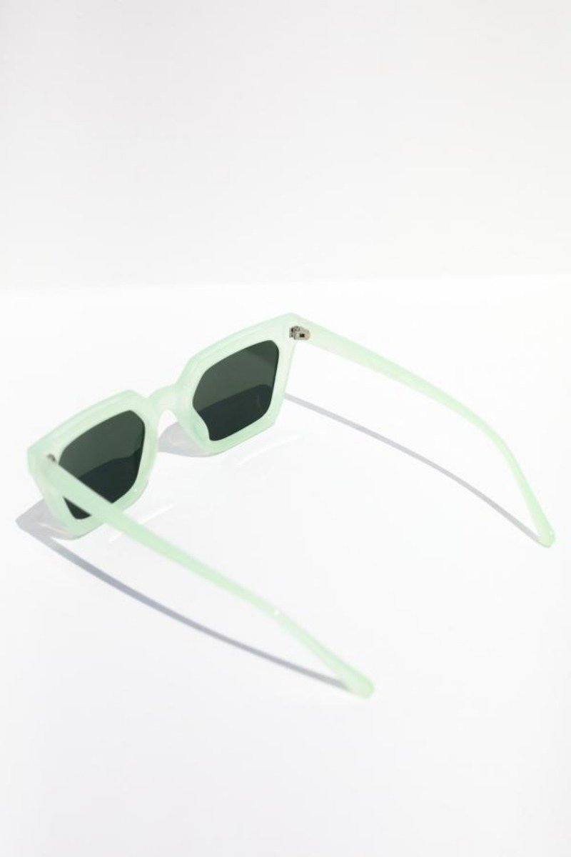 Snatched Square Frame Sunglasses