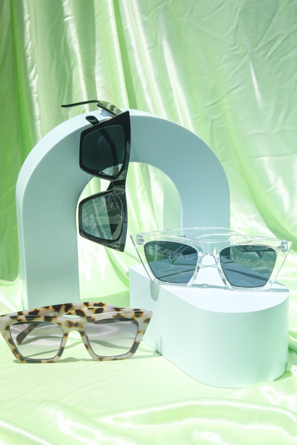 Square Cat Eye Sunglasses Sunglasses Mulberry & Grand Clear 